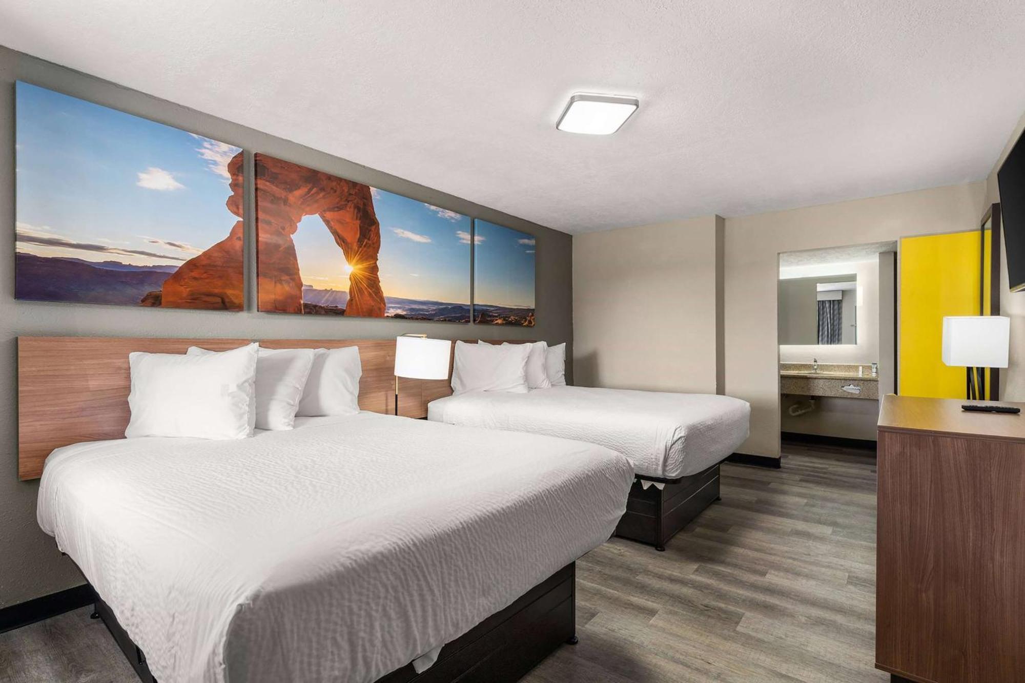 Days Inn By Wyndham Albuquerque Northeast ภายนอก รูปภาพ