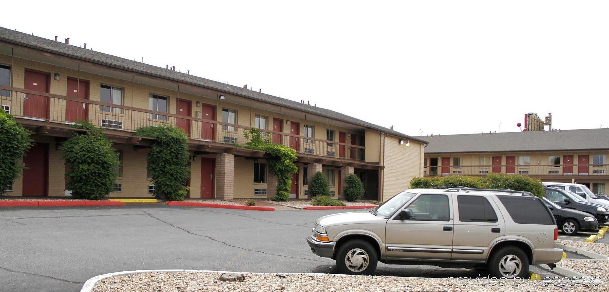 Days Inn By Wyndham Albuquerque Northeast ภายนอก รูปภาพ