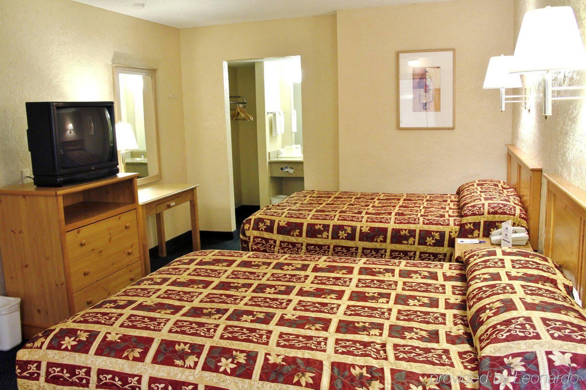 Days Inn By Wyndham Albuquerque Northeast ภายนอก รูปภาพ