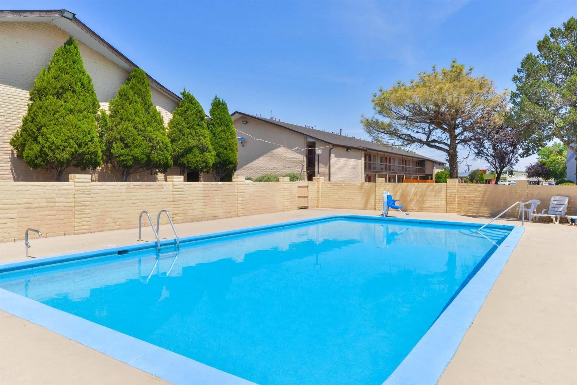 Days Inn By Wyndham Albuquerque Northeast ภายนอก รูปภาพ
